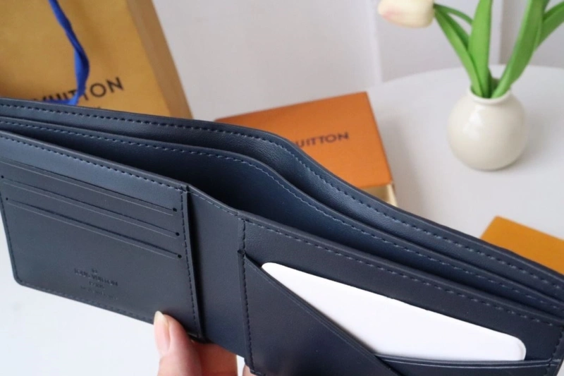 LX Wallets Comfortable 15871