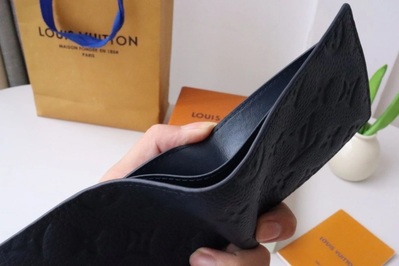 LX Wallets Comfortable 15871