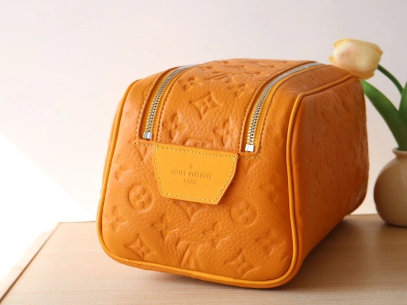 LX Cosmetic Bags Vibrant 16035