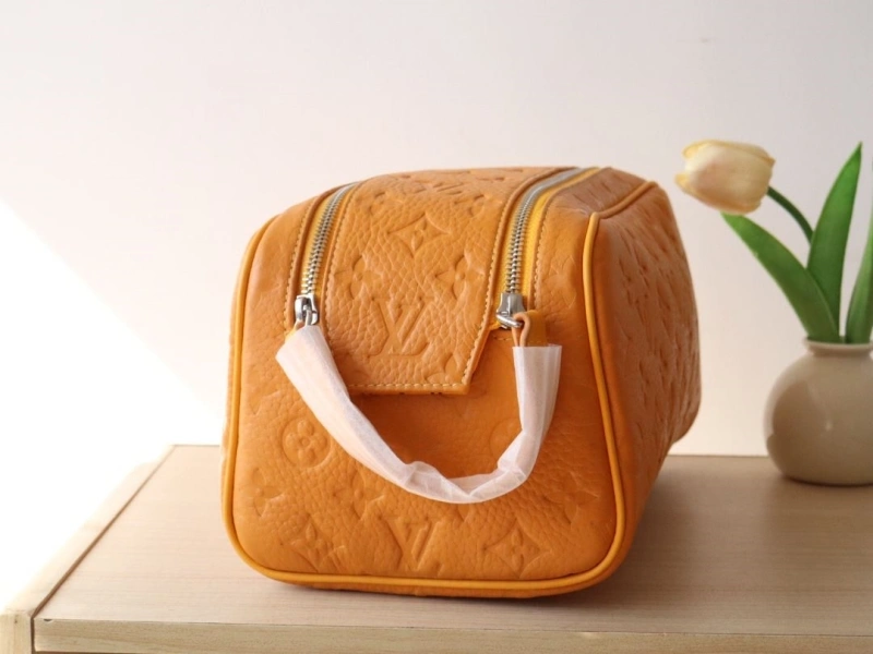 LX Cosmetic Bags Vibrant 16035
