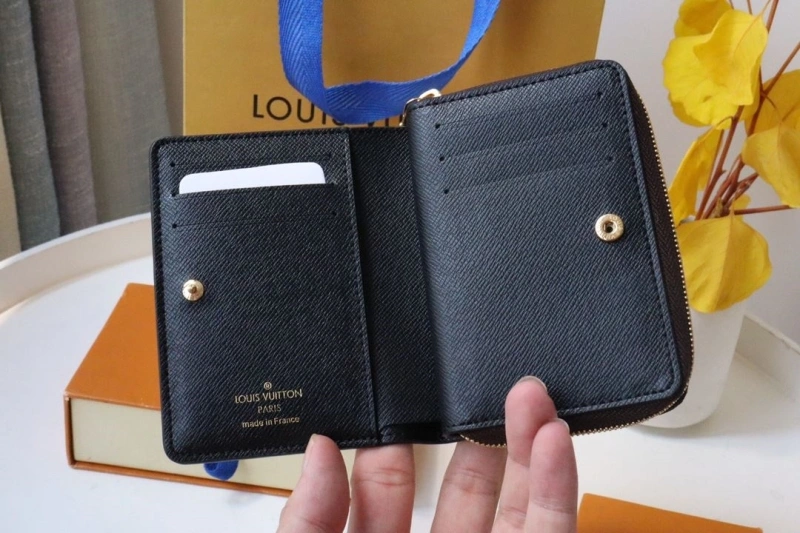 Refined LX Wallets 6713