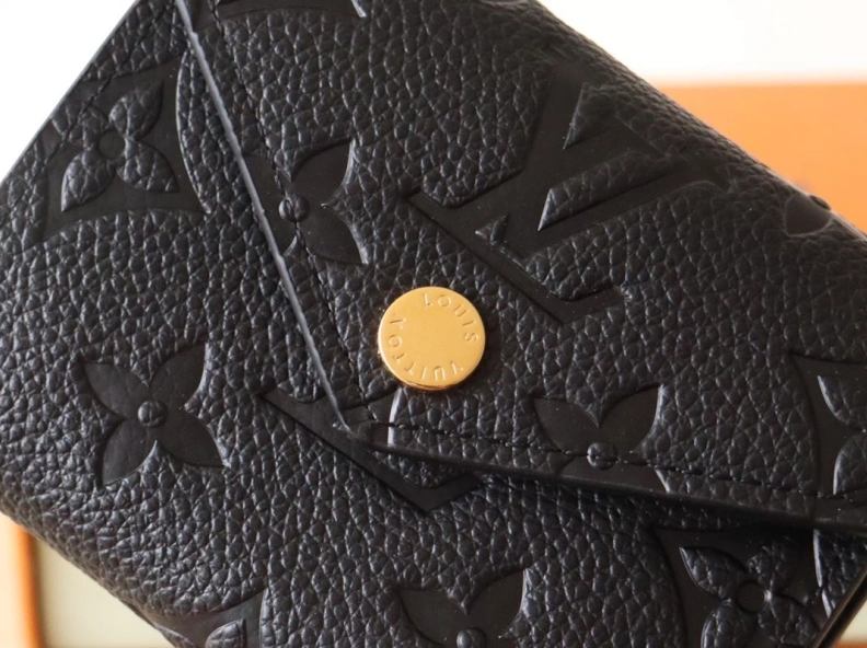 Sleek LX Wallets 12428