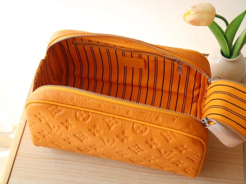 EasyMatch LX Cosmetic Bags 12335