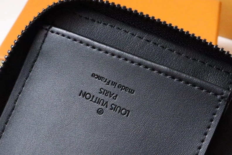Soft LX Wallets 12327