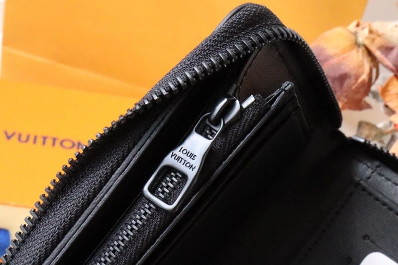 Soft LX Wallets 12327