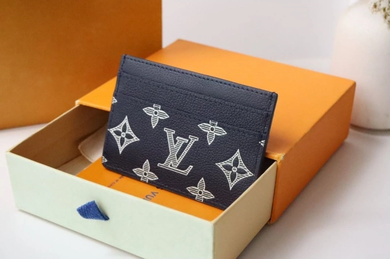 LX Wallets Resilient 12297