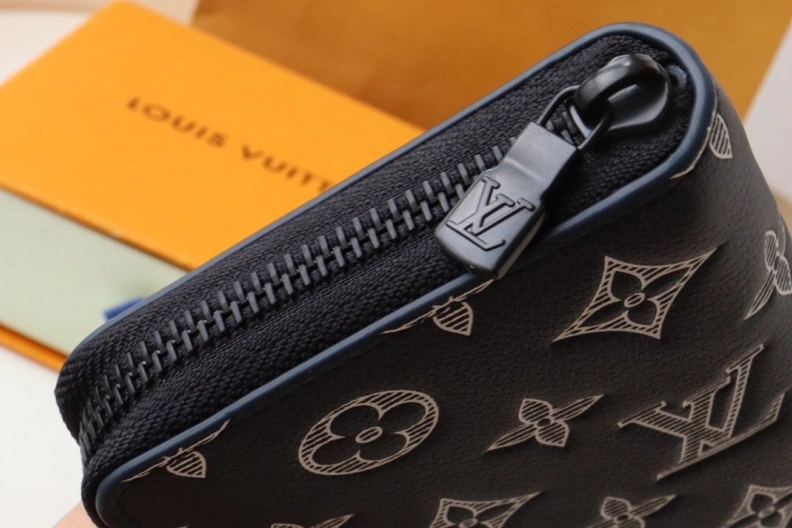 Refined LX Wallets 12282