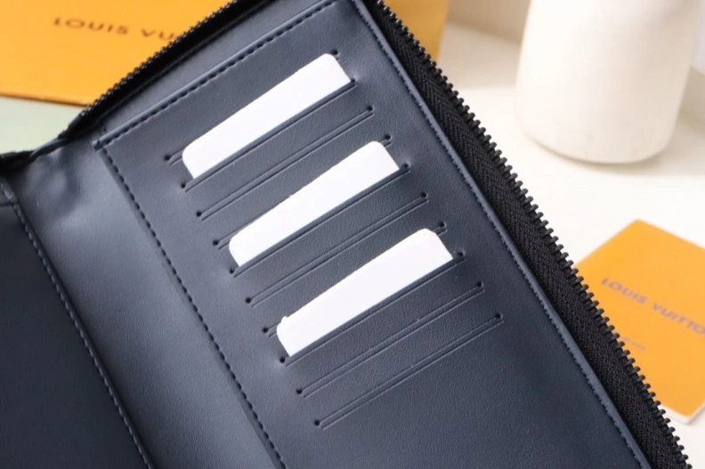 Refined LX Wallets 12282