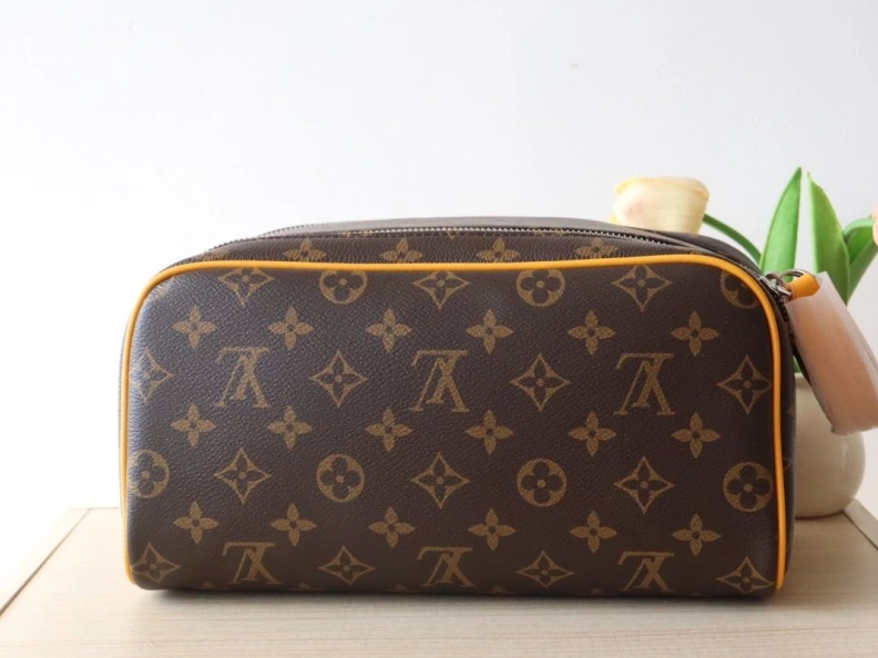 LX Cosmetic Bags Sleek 12340