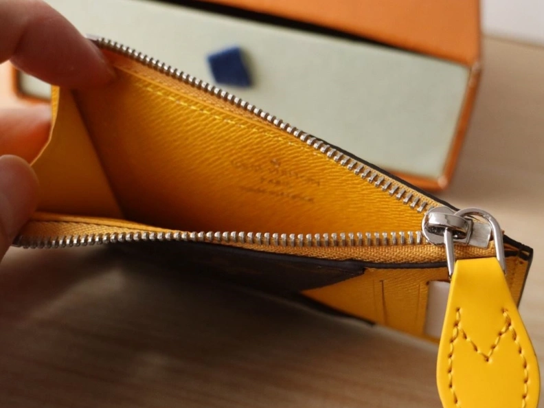 LX Wallets Unique 12318