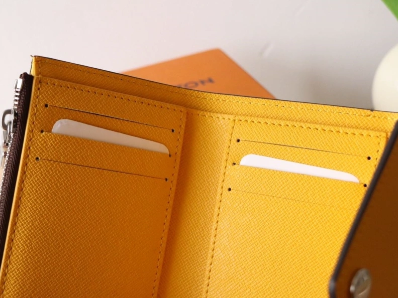 HighQuality LX Wallets 12305