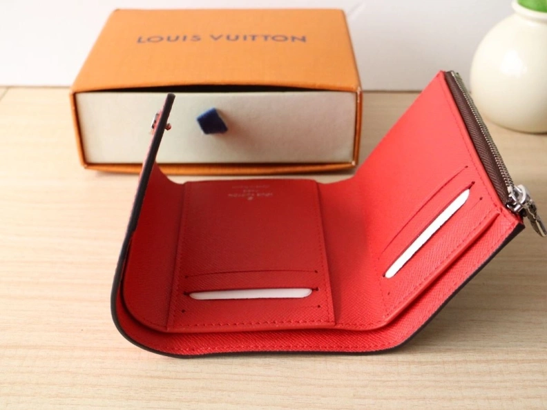 Lightweight LX Wallets 12301