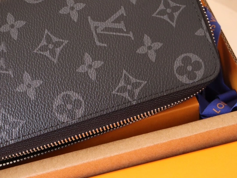 LX Wallets Resilient 12303