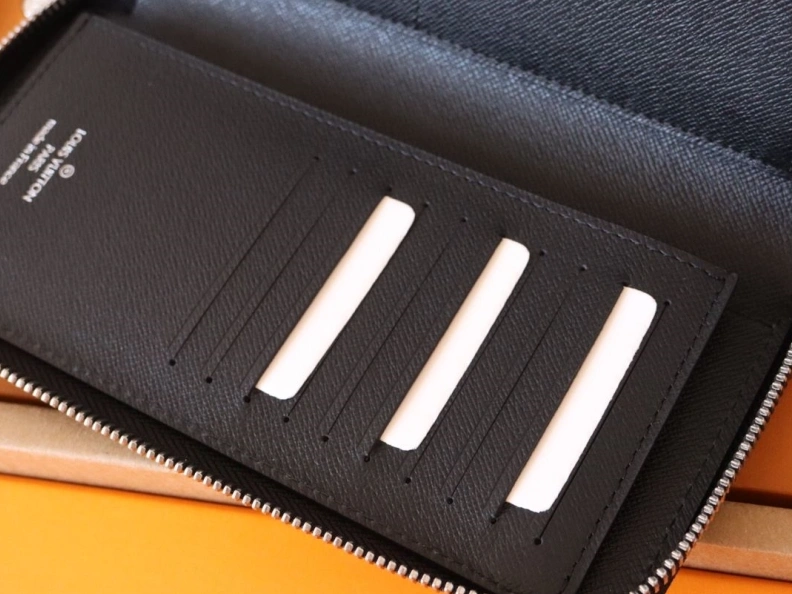 Compact LX Wallets 12302