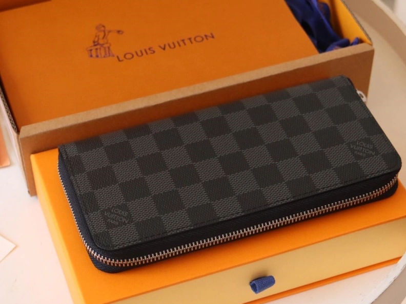 Compact LX Wallets 12302