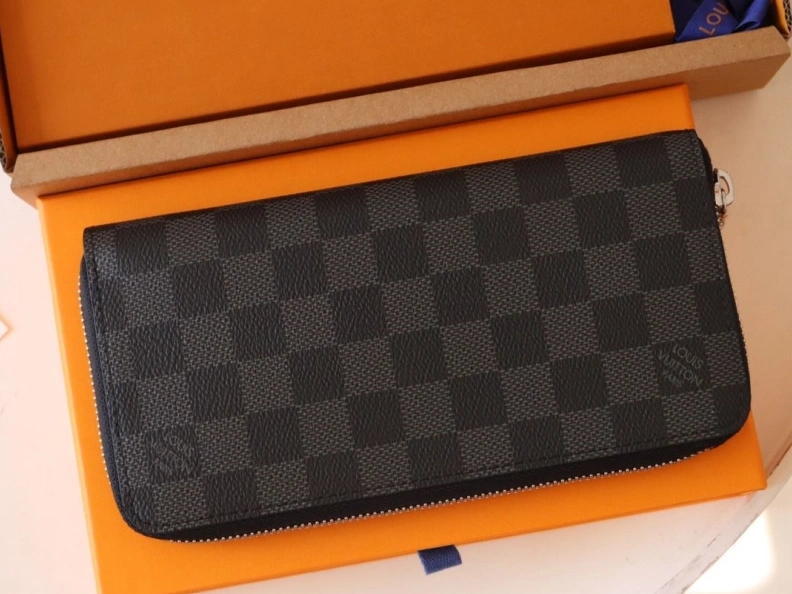 Compact LX Wallets 12302