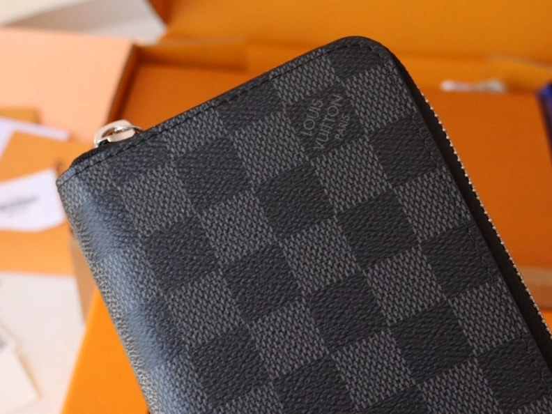 Compact LX Wallets 12302