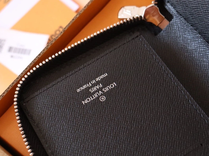 Compact LX Wallets 12302