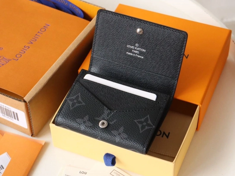 Popular LX Wallets 12263