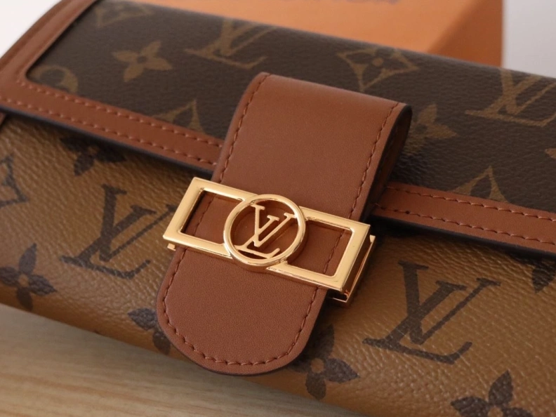 LX Wallets Refined 12261