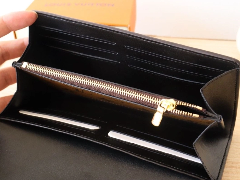 LX Wallets Refined 12261