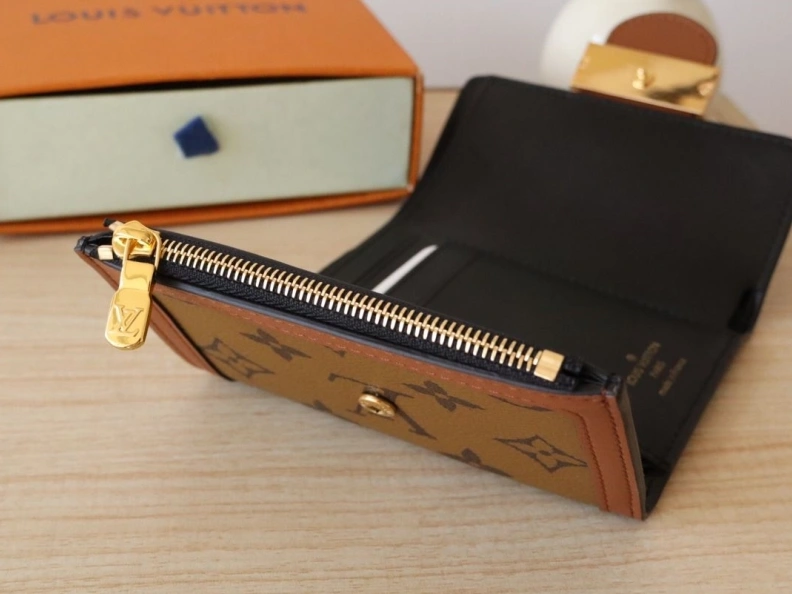 Popular LX Wallets 12262