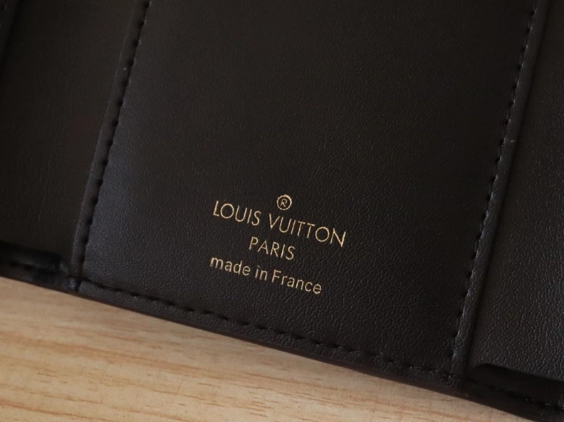 Popular LX Wallets 12262