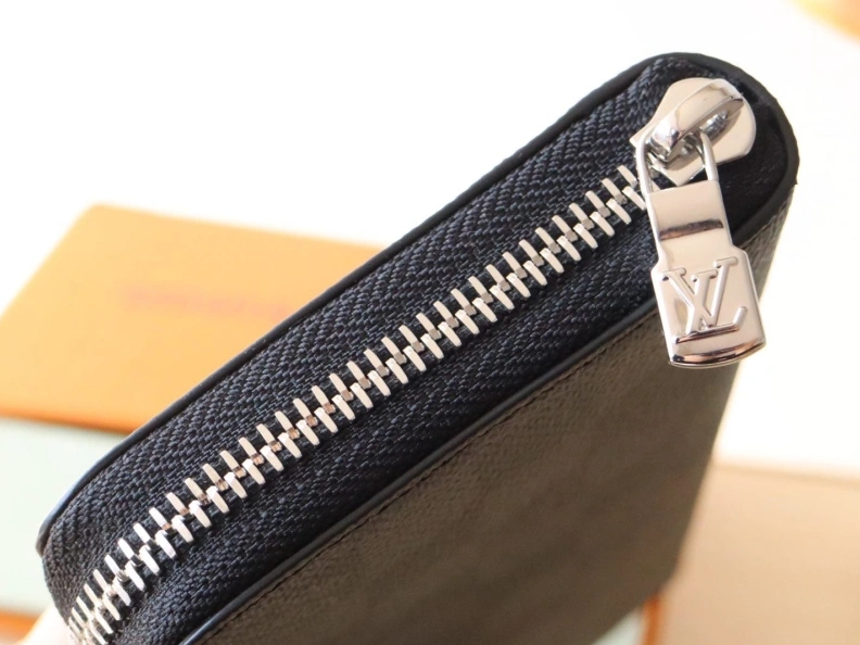 Unique LX Wallets 12254
