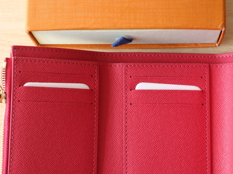 Flexible LX Wallets 12247