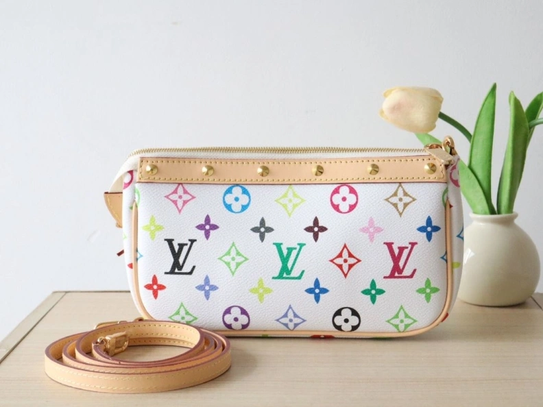 LX Clutch Bags Refined 12381