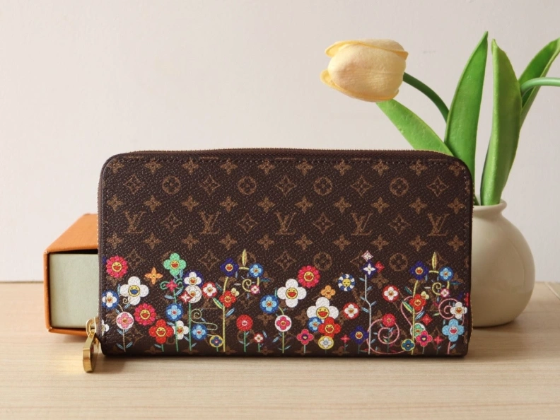 Practical LX Wallets 12240