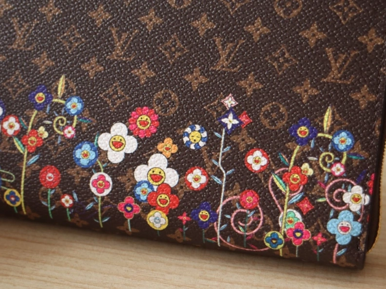 Practical LX Wallets 12240