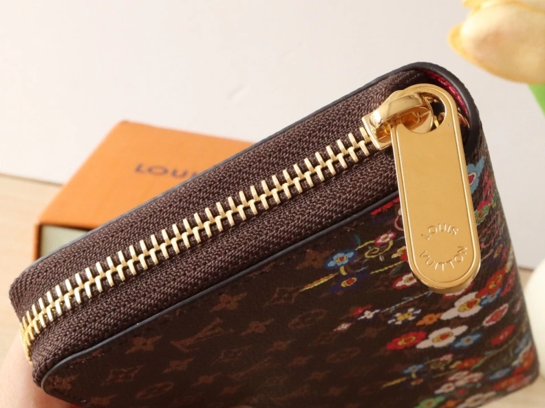 Practical LX Wallets 12240