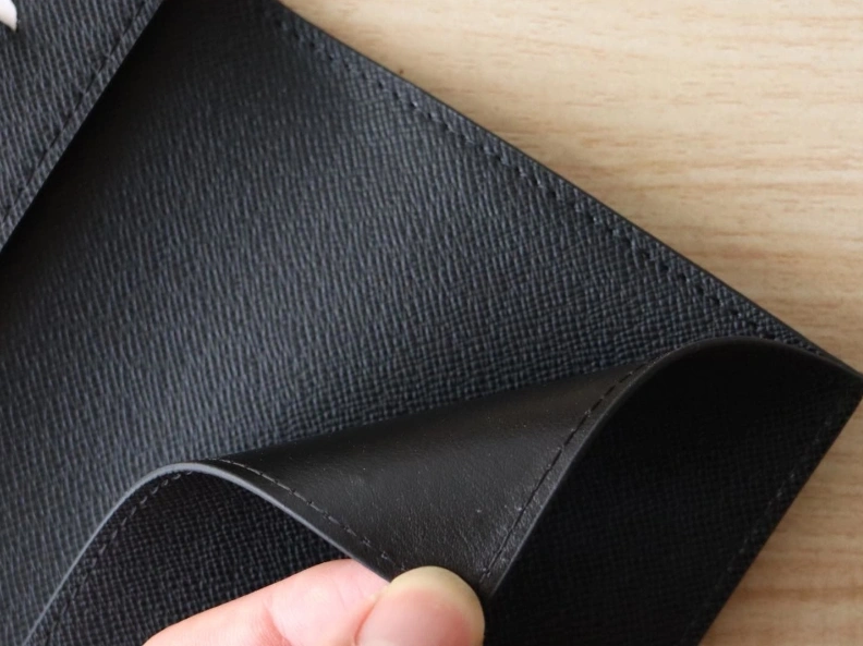 Sophisticated LX Wallets 12233