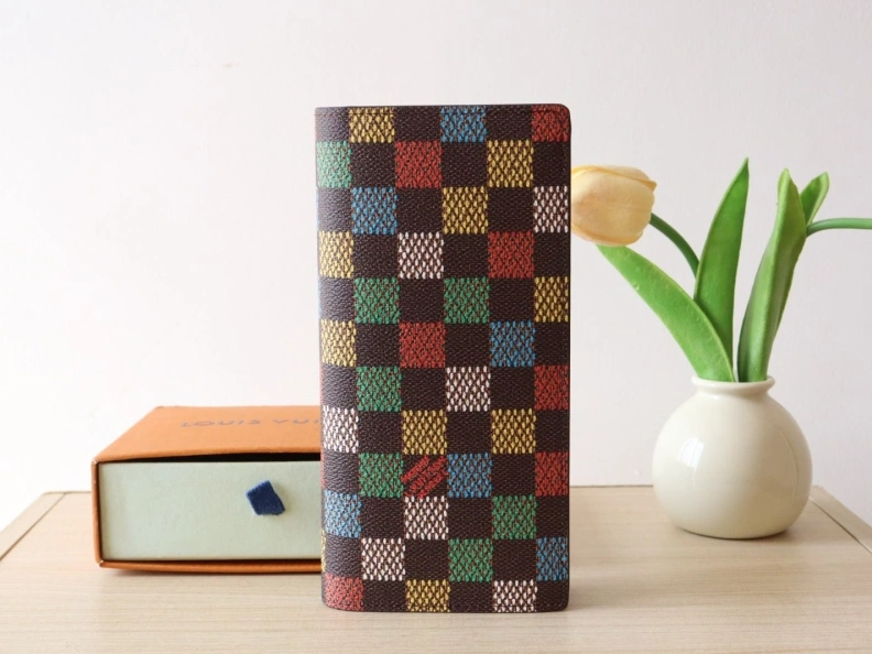 LX Wallets WellDesigned 12257
