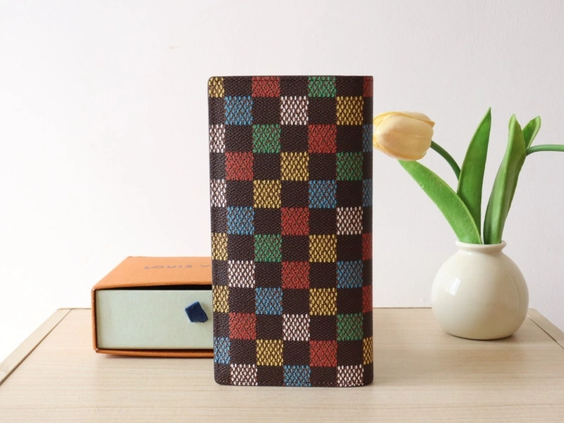 LX Wallets WellDesigned 12257
