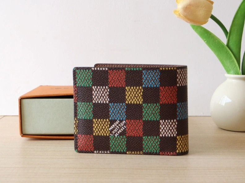 Sophisticated LX Wallets 12232