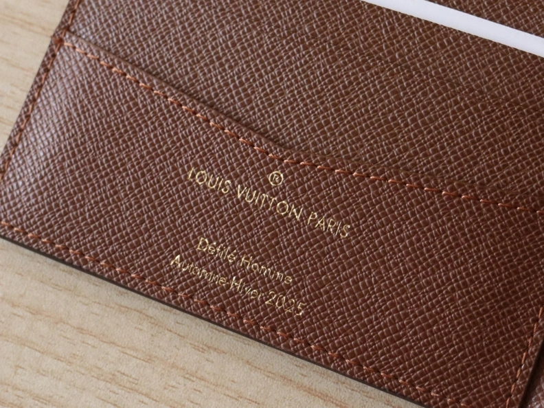 Sophisticated LX Wallets 12232