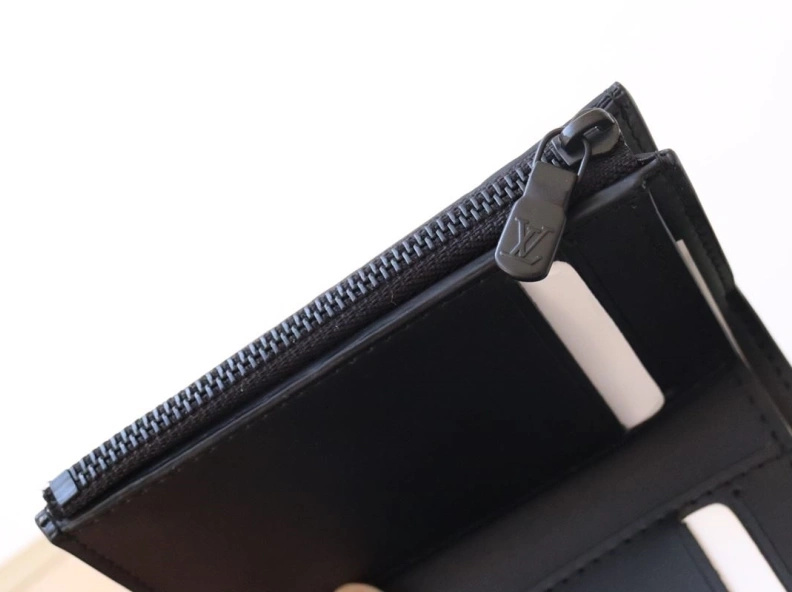 Breathable LX Wallets 12230