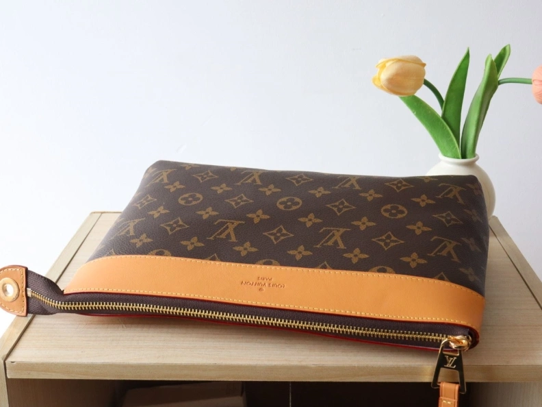 Reliable LX Clutch Bags 12360