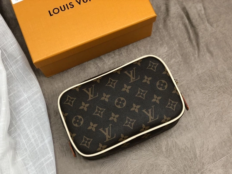 LX Clutch Bags AllSeason 12350