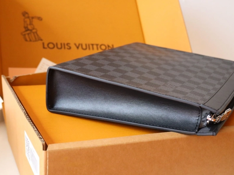 Versatile LX Clutch Bags 12344