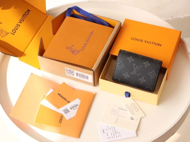 LX Wallets Functional 12203