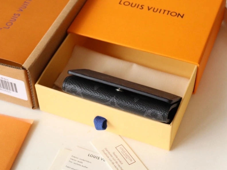 LX Wallets Functional 12203