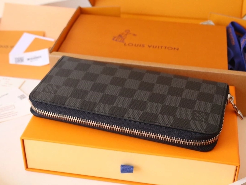 Affordable LX Wallets 12225