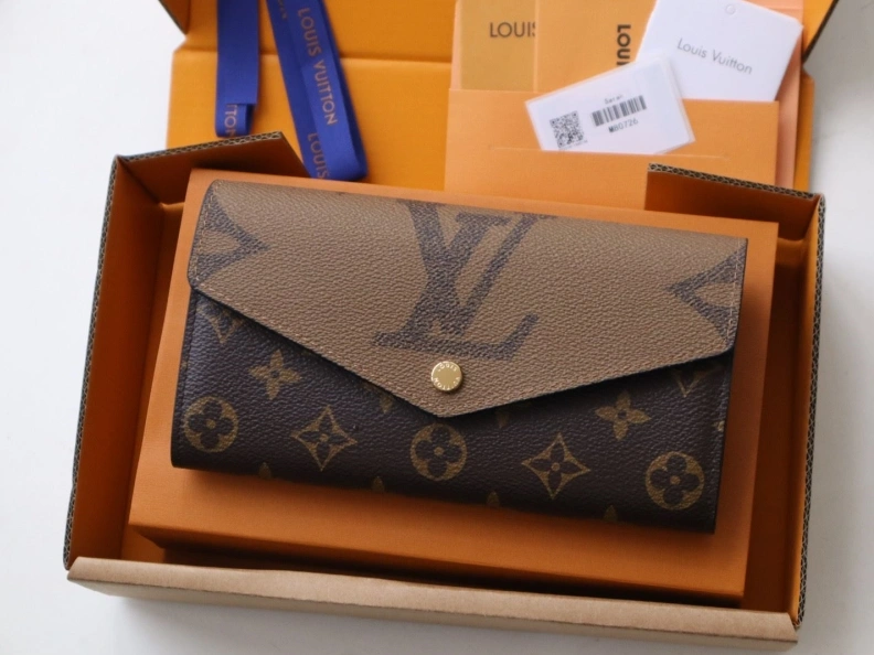 LX Wallets Refined 12221