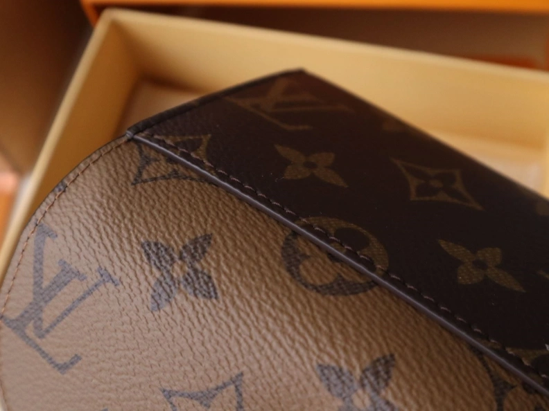 HighQuality LX Wallets 12217