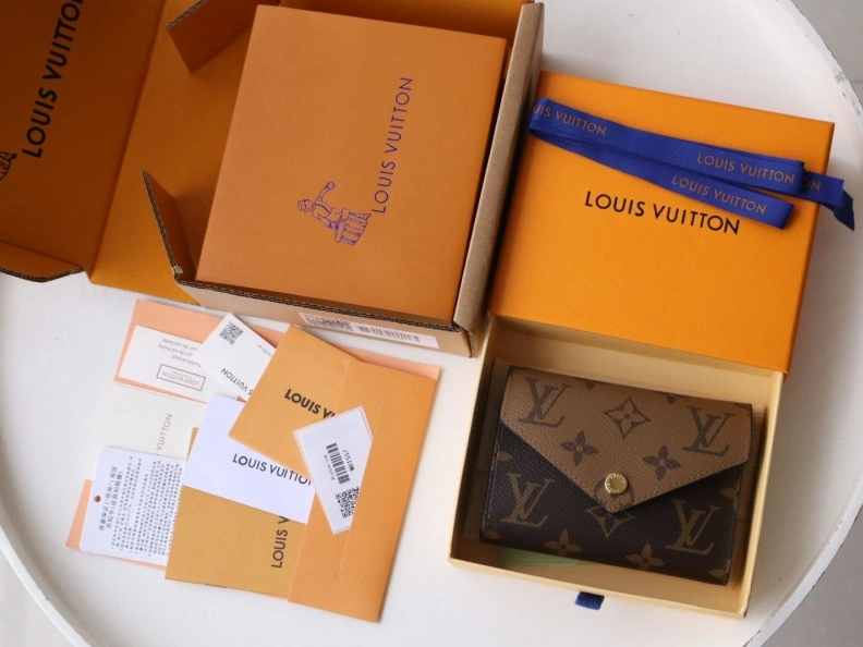 Stylish LX Wallets 12210