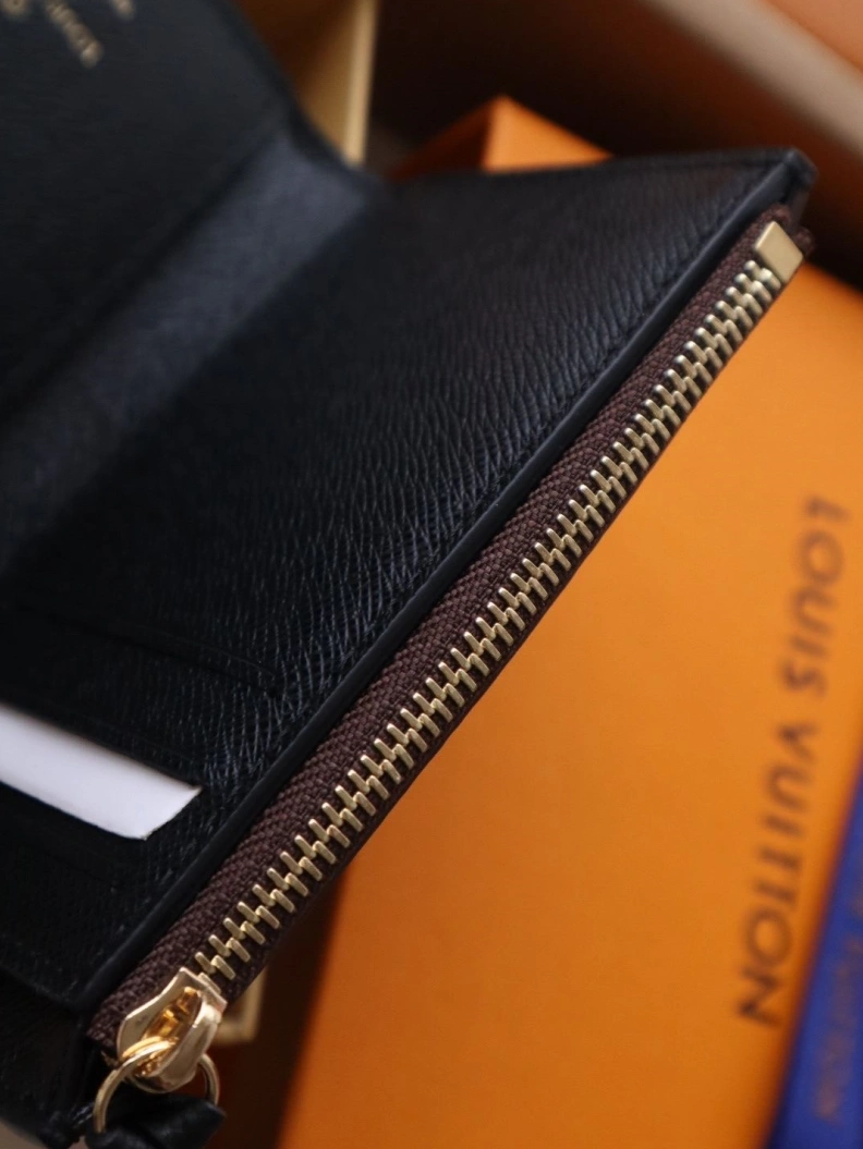 Stylish LX Wallets 12210