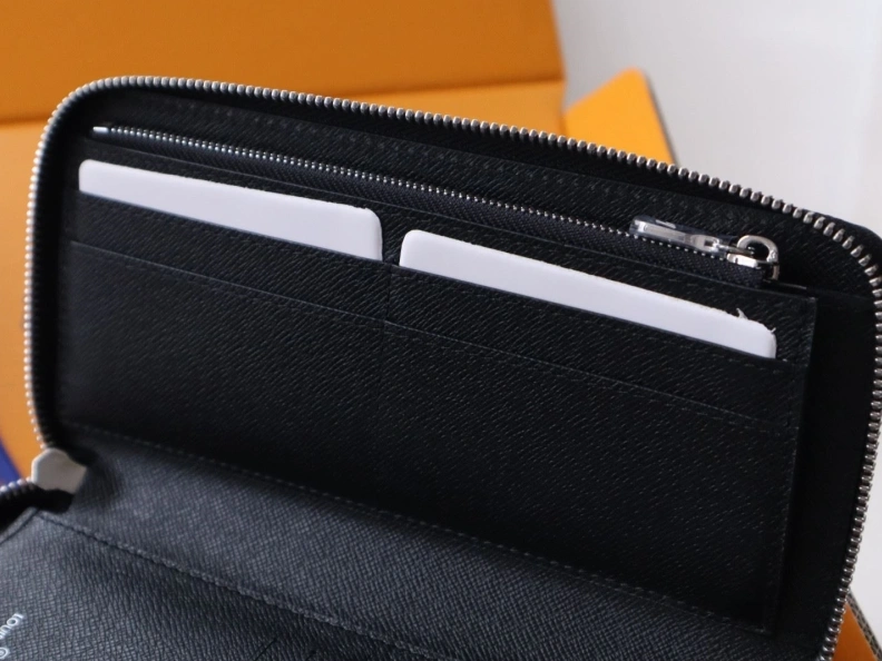 Bold LX Wallets 12216
